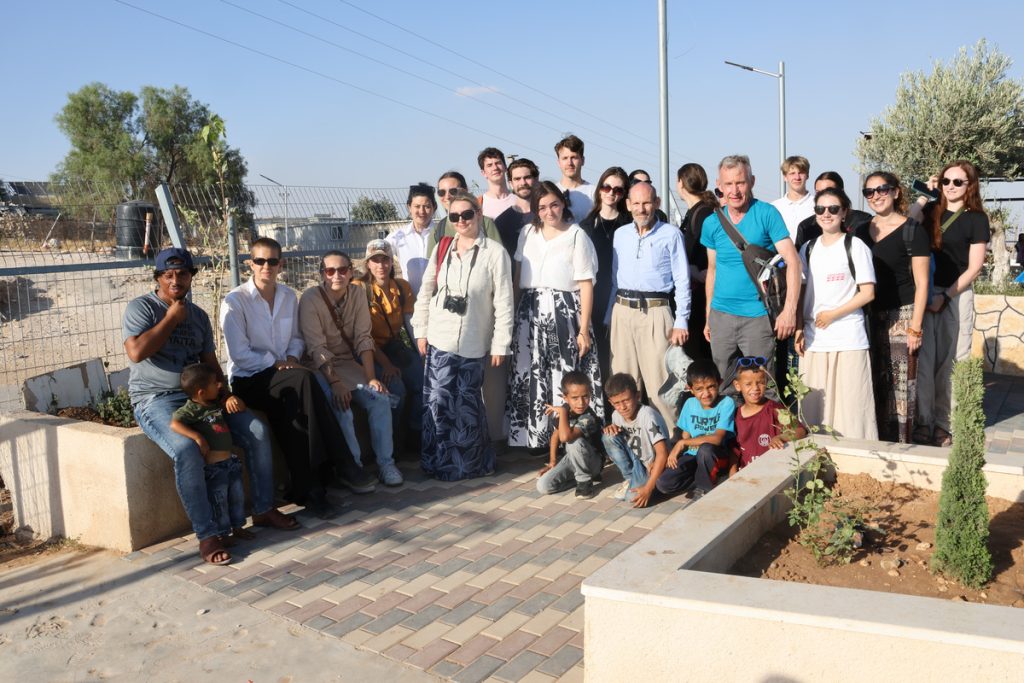 10 Volunteer Programs In The West Bank for 2026-2027